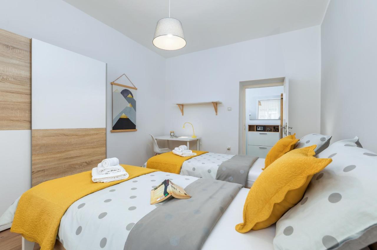 Lovely House With Garden Near Centre *